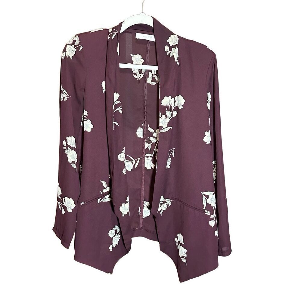 ASTR The Label Drape Front Floral Blazer Sz M‎